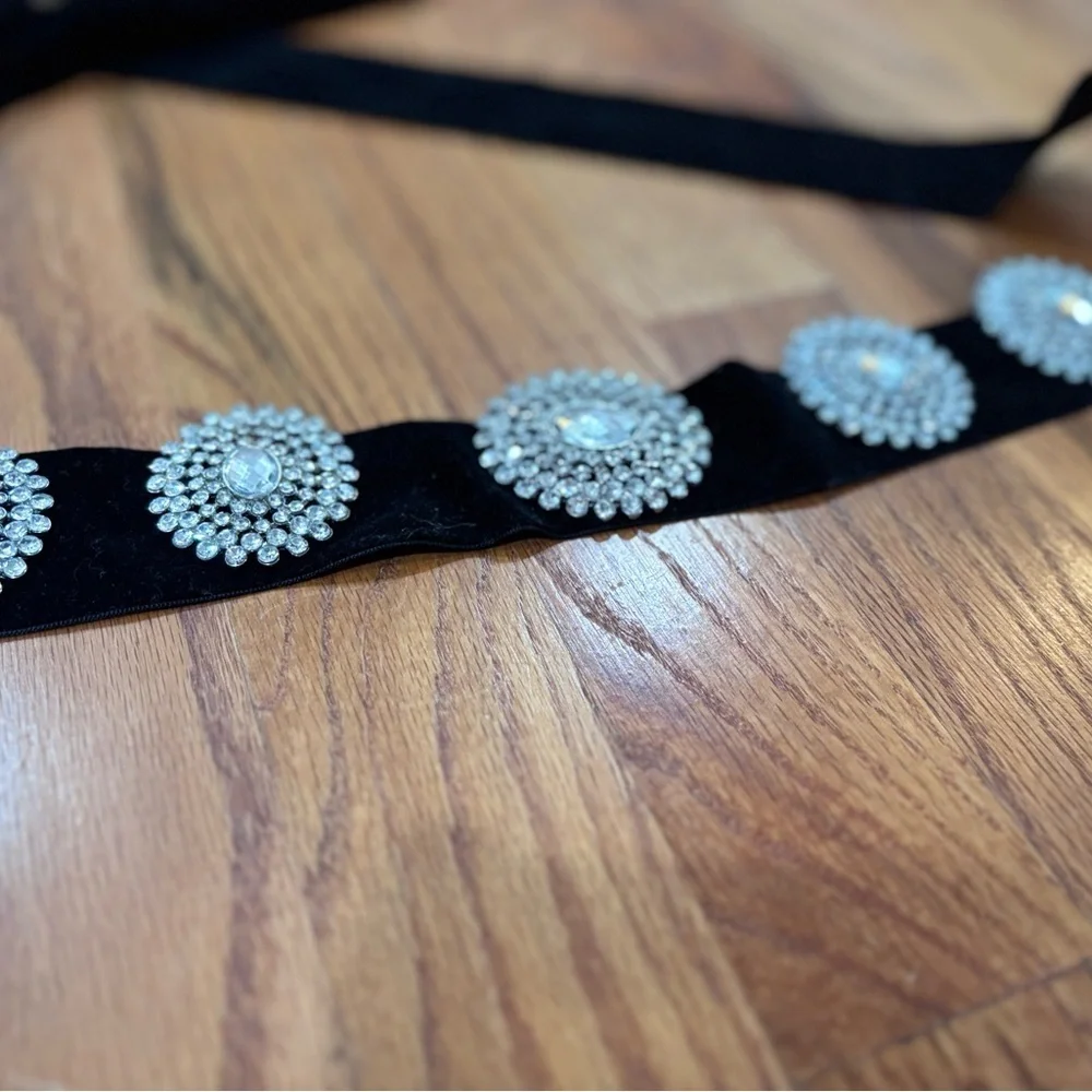 Black Velvet Crystal-Embellished Women’s Belt